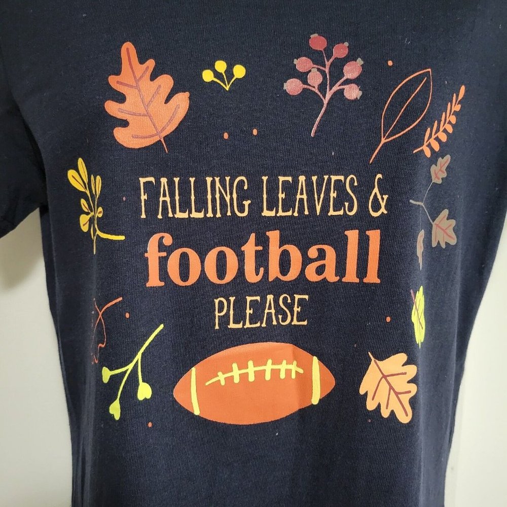 Fall Leaves and Football Fandom Graphic Black Graphic Print Size XL T-shirt NEW‎